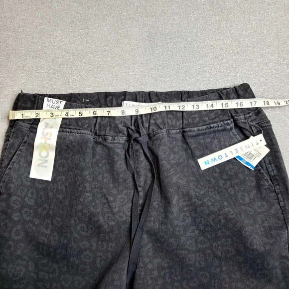 Tinseltown Black Leopard Print Jogger Pants - Picture 7 of 9